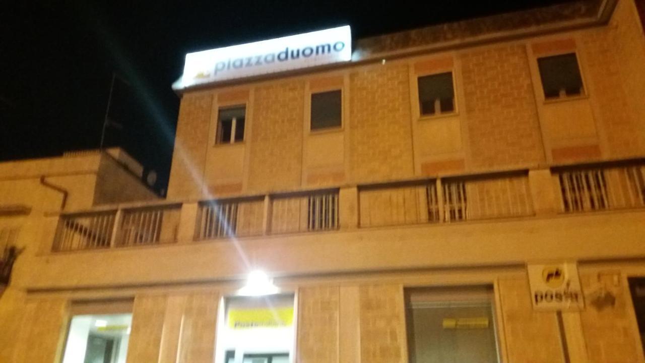 B&B Piazza Duomo Cerignola Exteriör bild